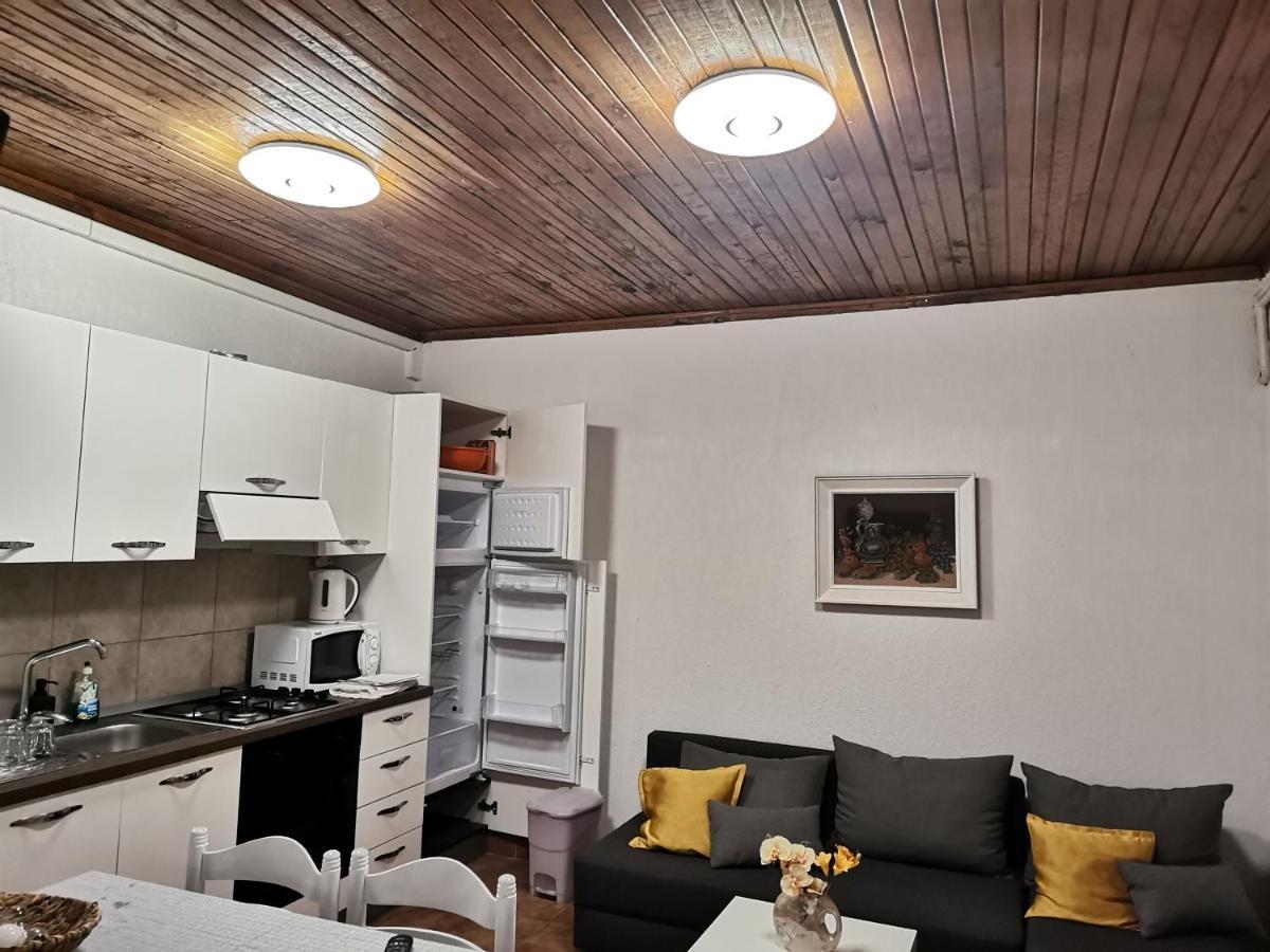 Apartments Dumencic Rab Mundanije Экстерьер фото