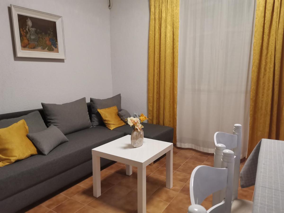 Apartments Dumencic Rab Mundanije Экстерьер фото